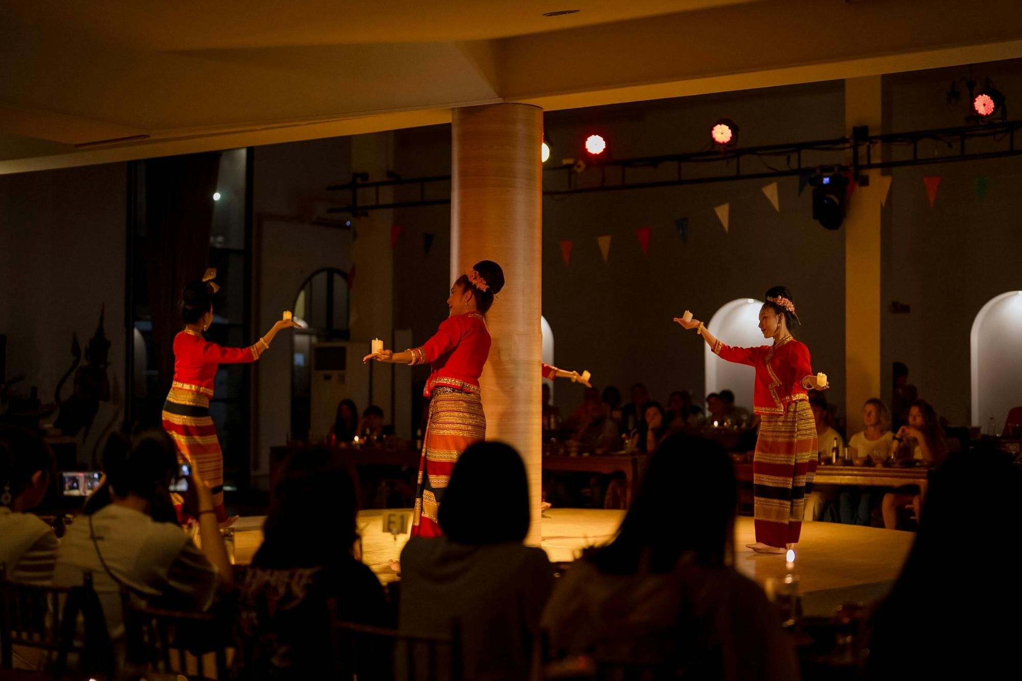 Nopparat Thai classical dance & restaurant experience