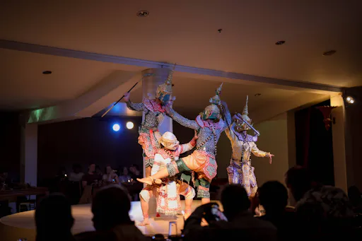 Nopparat Thai classical dance & restaurant experience