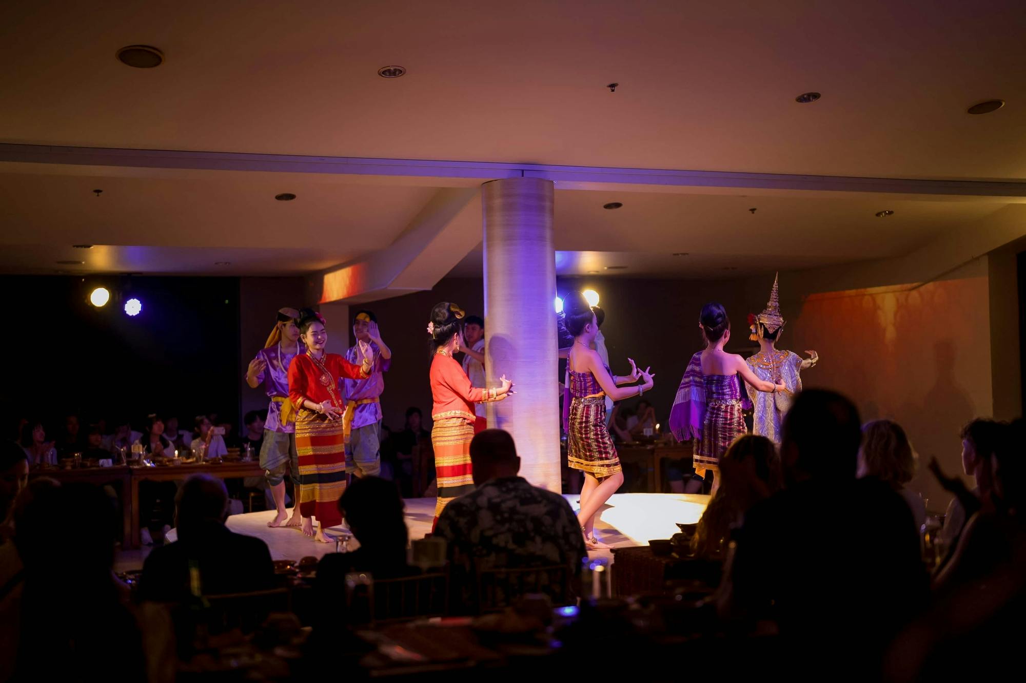 Nopparat Thai classical dance & restaurant experience