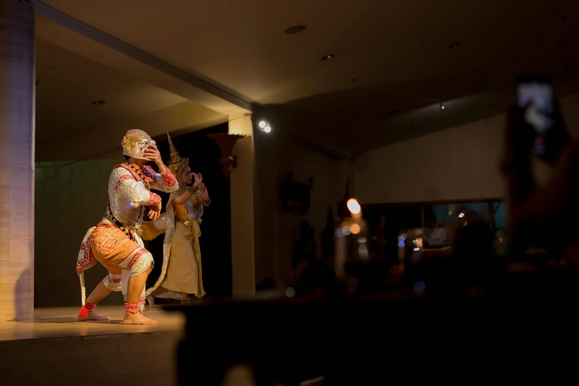 Nopparat Thai classical dance & restaurant experience