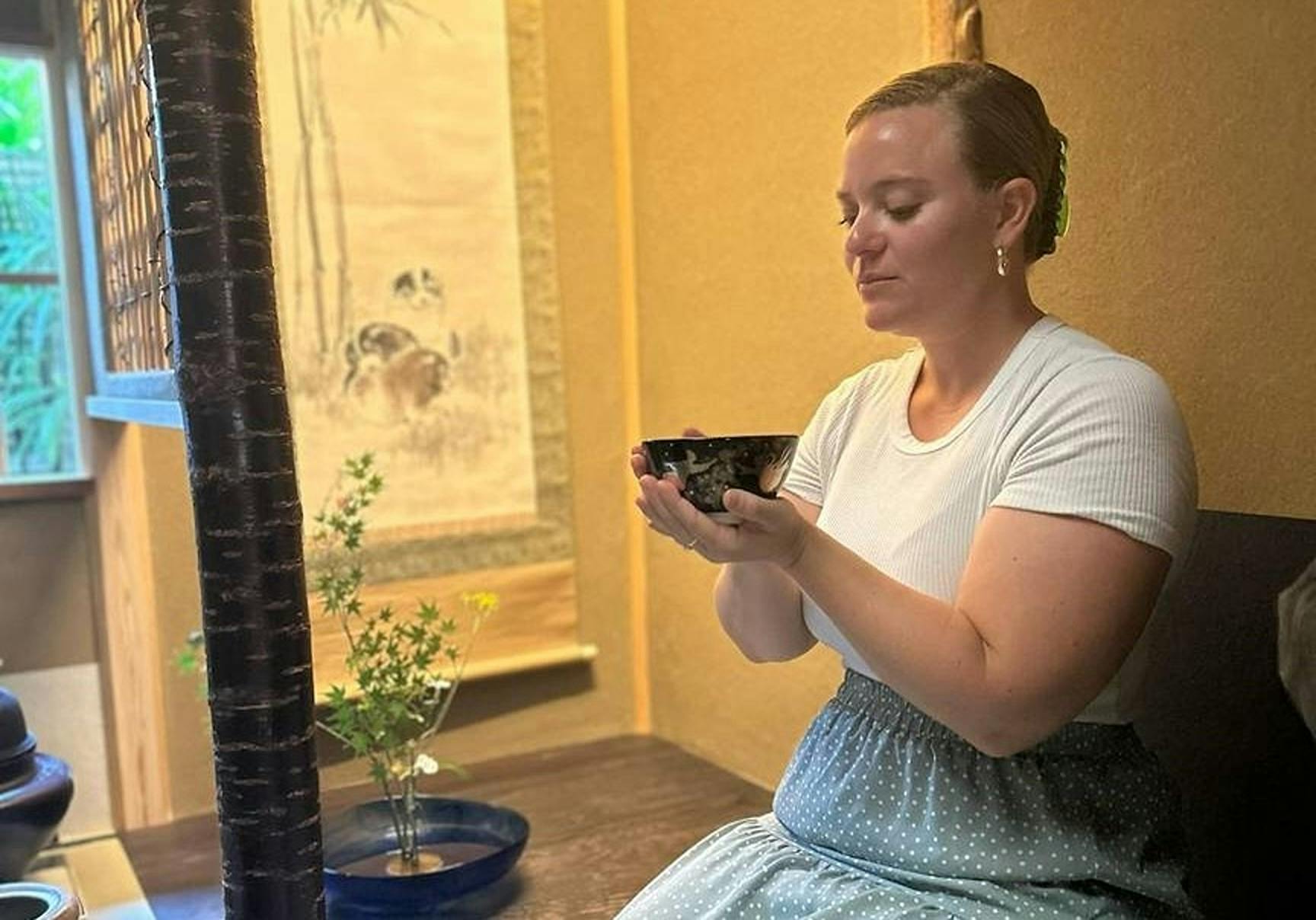 Kyoto-Style 1-Hour Traditional Japanese Tea Ceremony