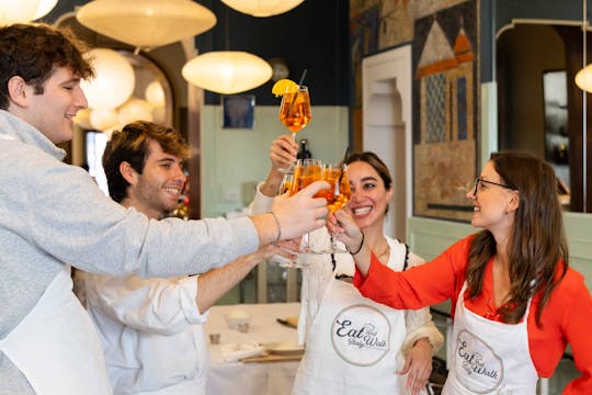 Cours de fabrication de pâtes fraîches à Rome avec dégustation de Spritz