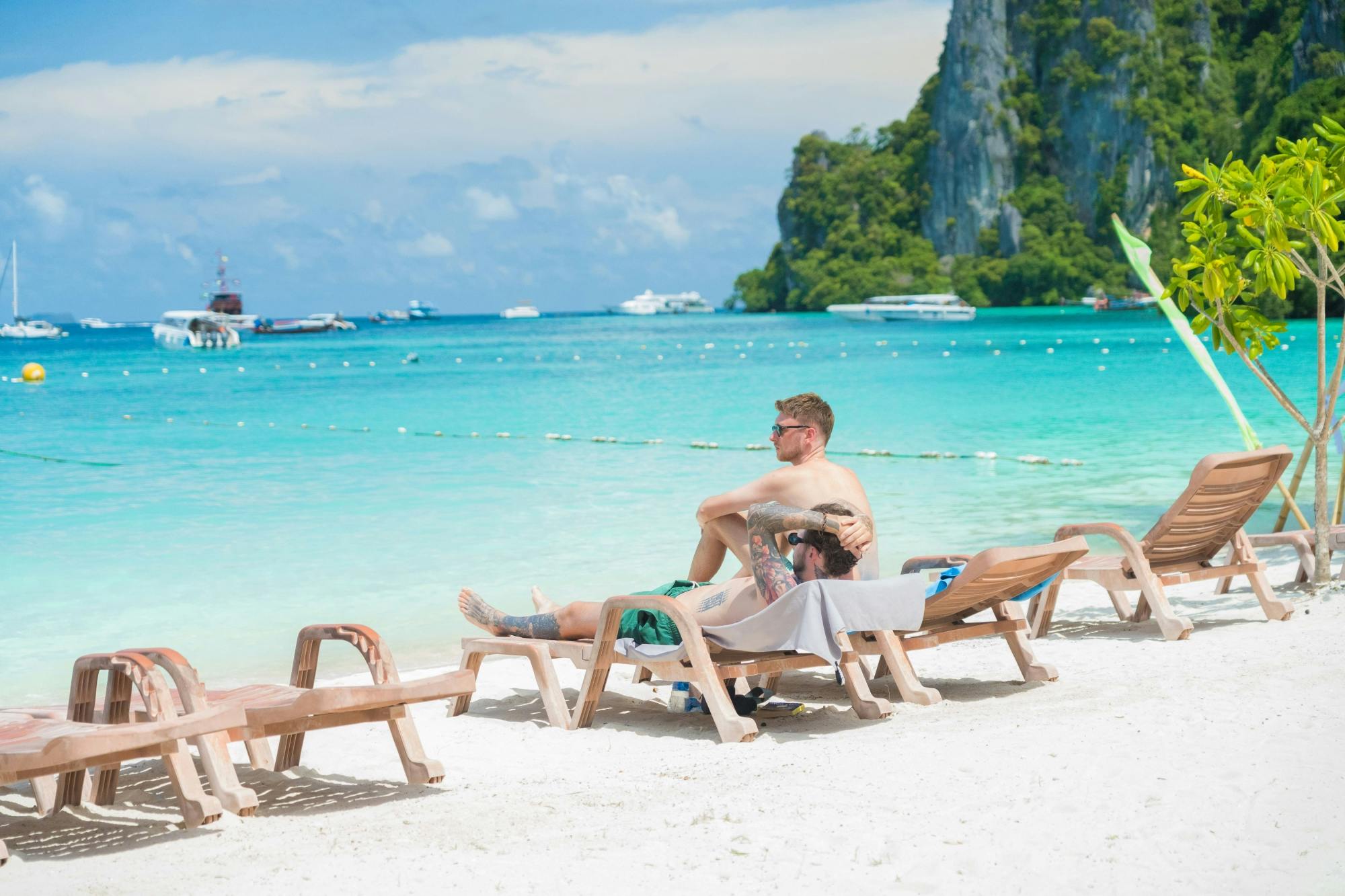 Full-day Phi Phi and Bamboo Islands tour by speed catamaran from Khao Lak