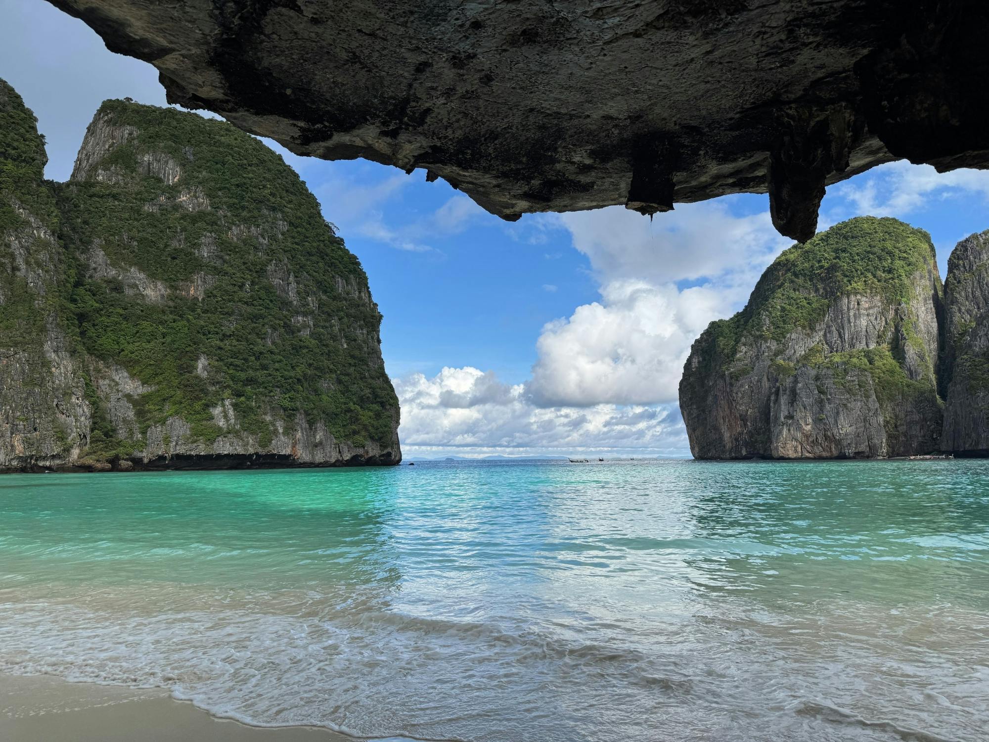 Early Bird Phi Phi Islands by Speedboat