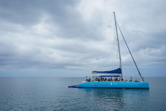 Croisière en catamaran réservée aux adultes à Boa Vista