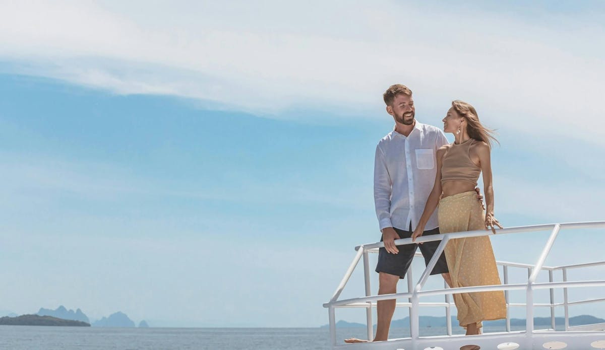 Tocht met een catamaran naar Hong Island, James Bond Island en meer