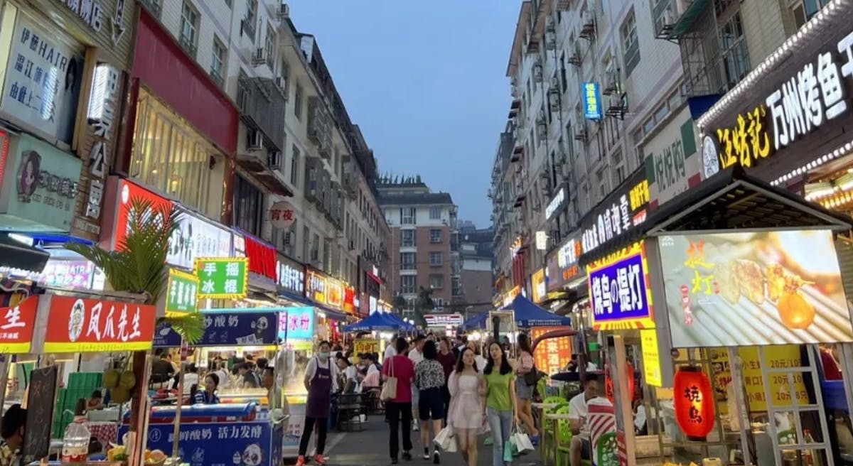 Autentico tour del cibo di strada di Chengdu