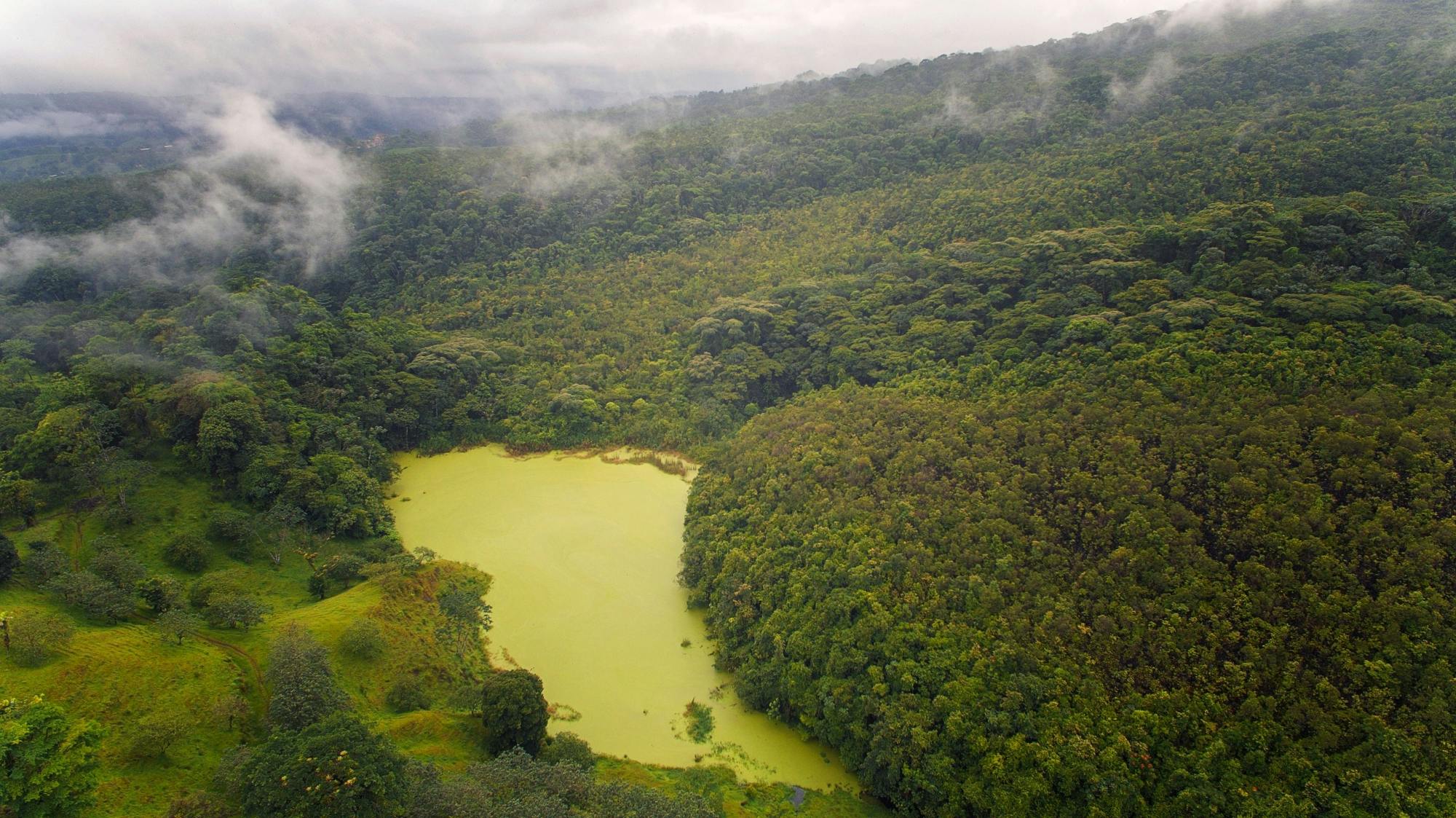 2-in-1 Combo Arenal Volcano and La Fortuna Waterfall