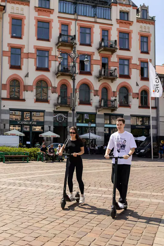Alquiler de patinete eléctrico en Cracovia durante 120 minutos