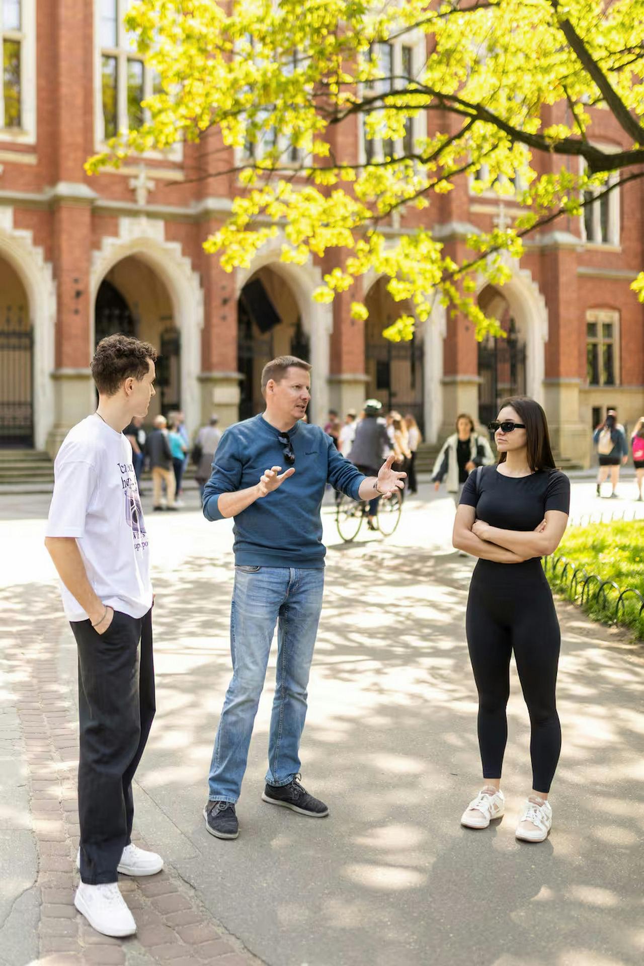Wycieczka piesza z przewodnikiem po Starym Mieście z lokalnym przewodnikiem