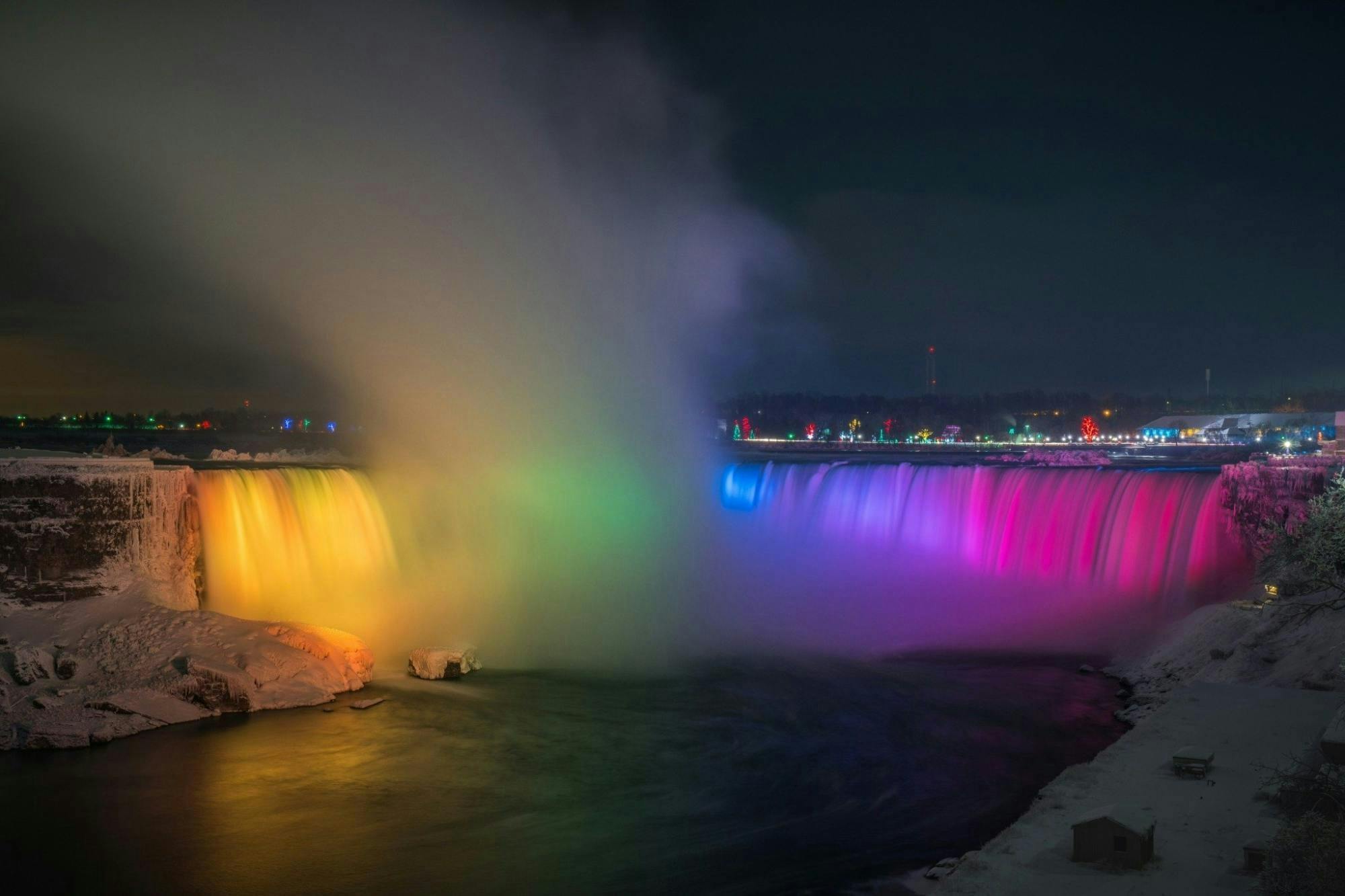 Niagara Winter Festival of Lights guided tour from Toronto