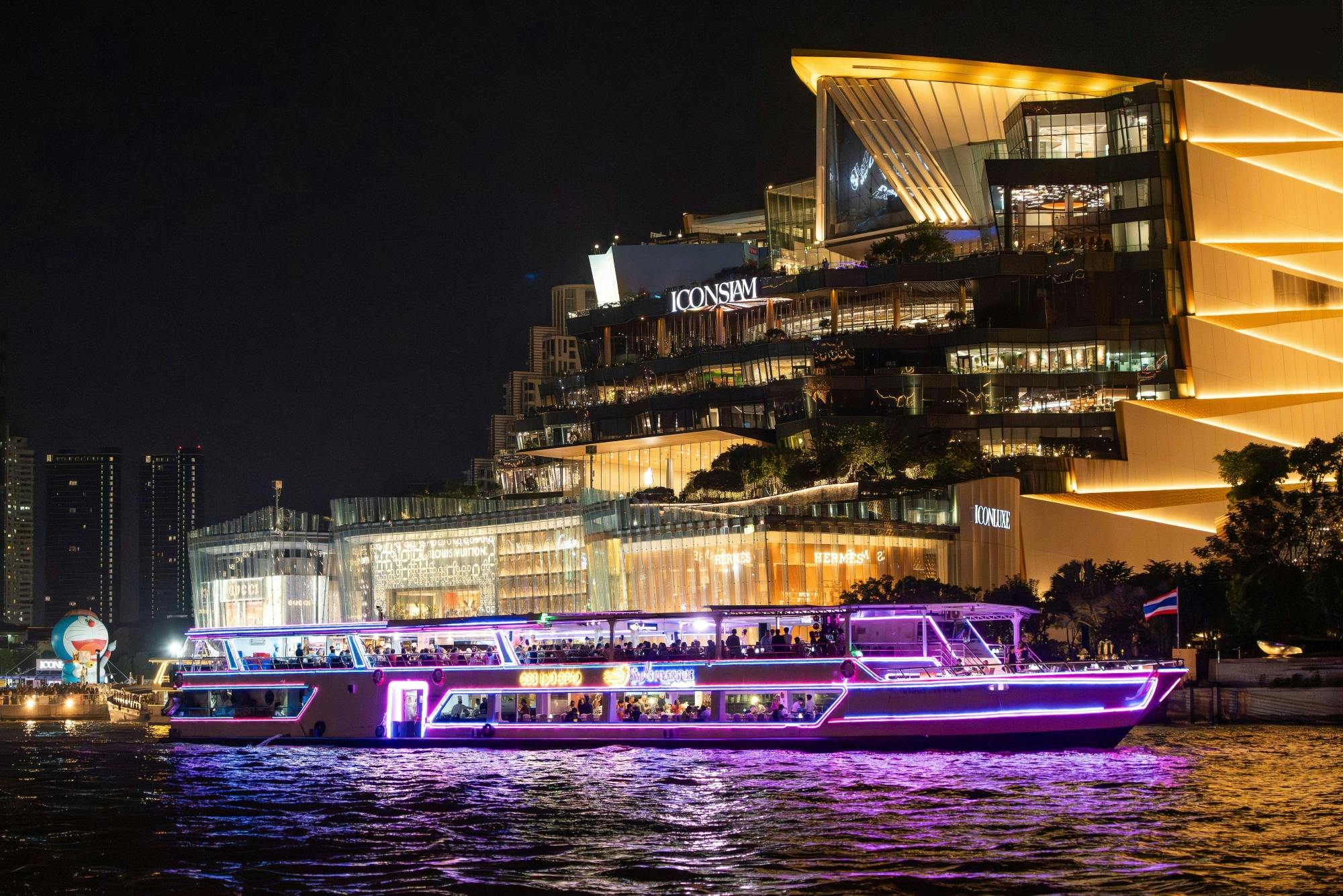 Evening dinner cruise on the Chao Phraya River with live shows