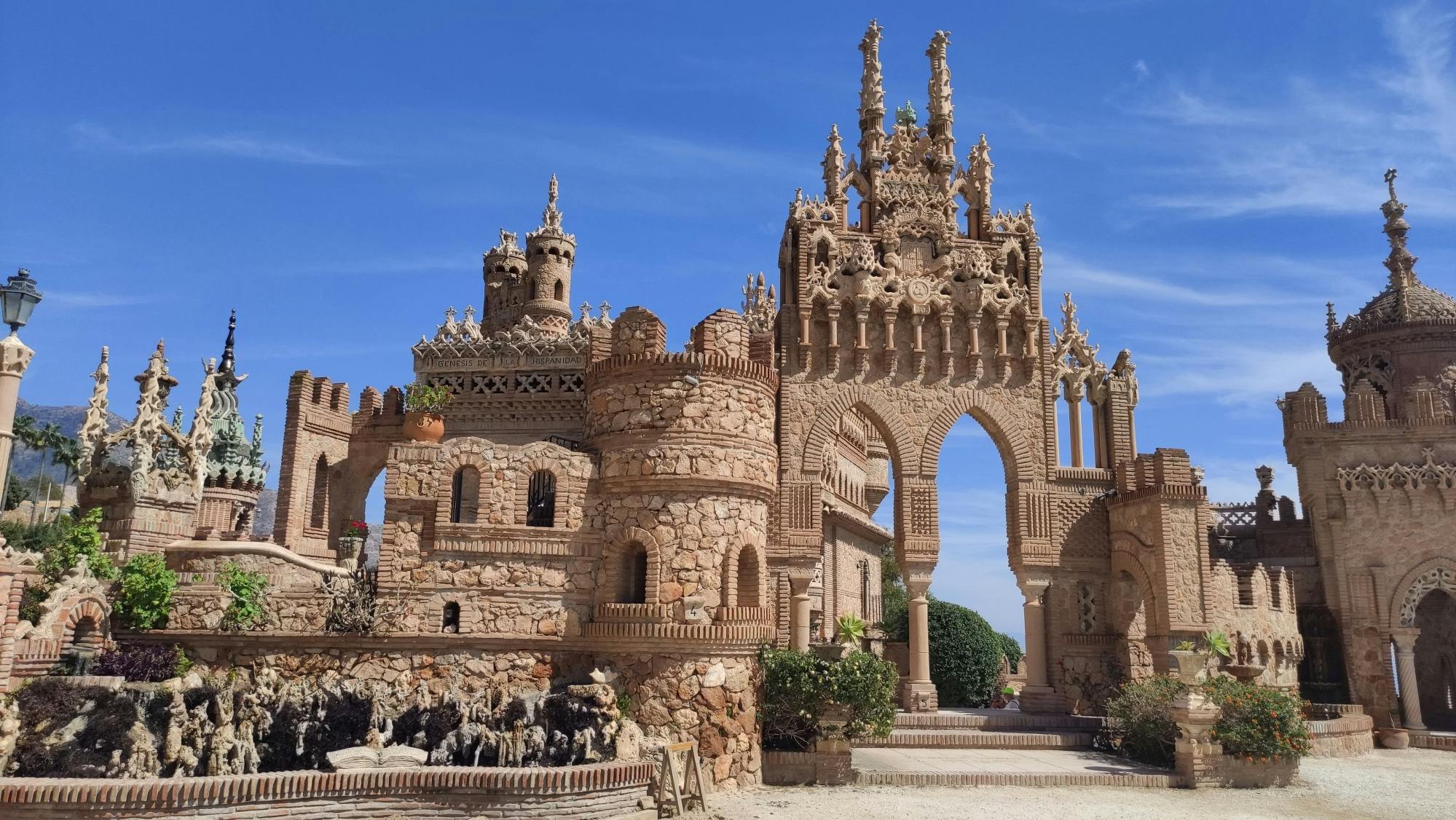 Colomares Castle and Mijas mystical tour in Andalusia