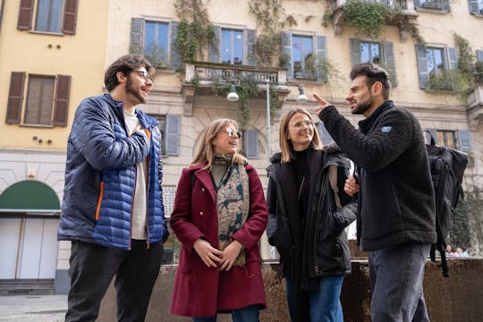 Tour a piedi dello street food di Milano con una guida locale