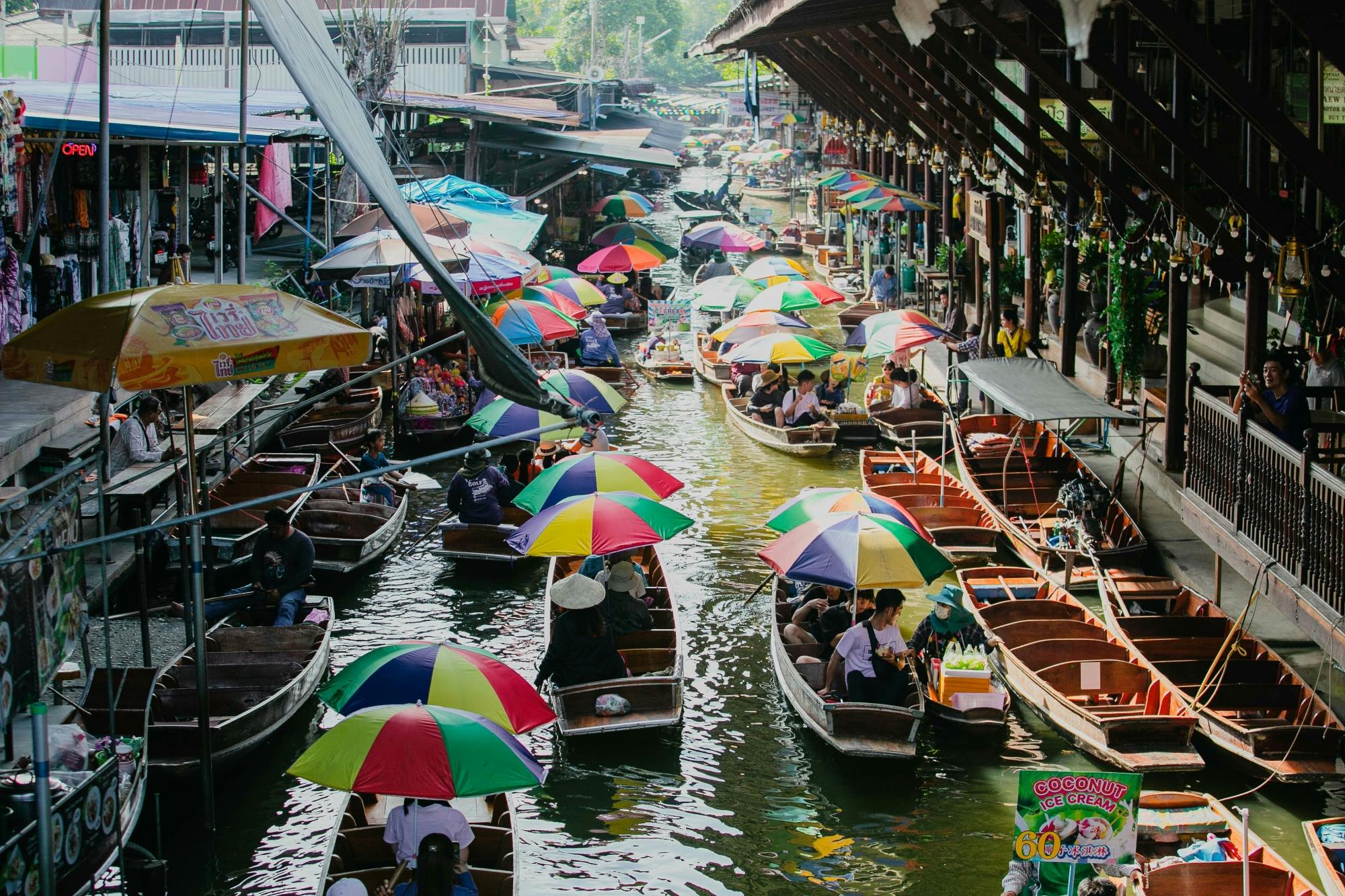 Damnoen Saduak Floating & Maeklong Railway Markets Tour