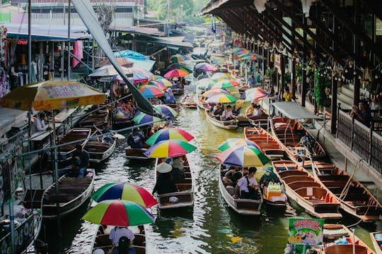Visita guidata del mercato galleggiante di Damnoen Saduak e del mercato ferroviario di Maeklong
