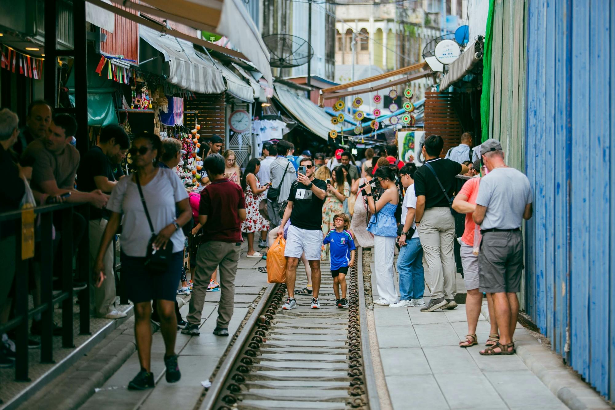 Damnoen Saduak Floating Market and Maeklong Railway Market guided tour