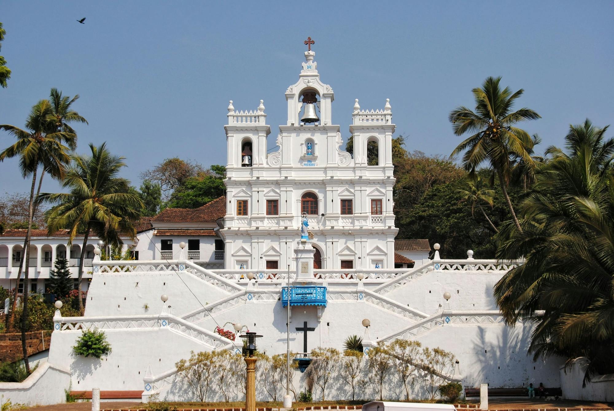 Historical old Goa tour with Basilica Bom Jesus and Panjim city