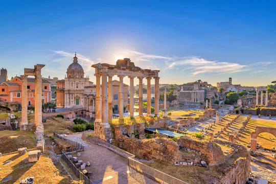 Rome Hop-on Hop-off and Roman Forum Tour from Civitavecchia