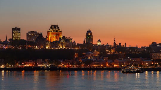 Québec City evening cruise with DJ and dancing