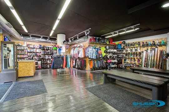Deska snowboardowa i buty dla zaawansowanych