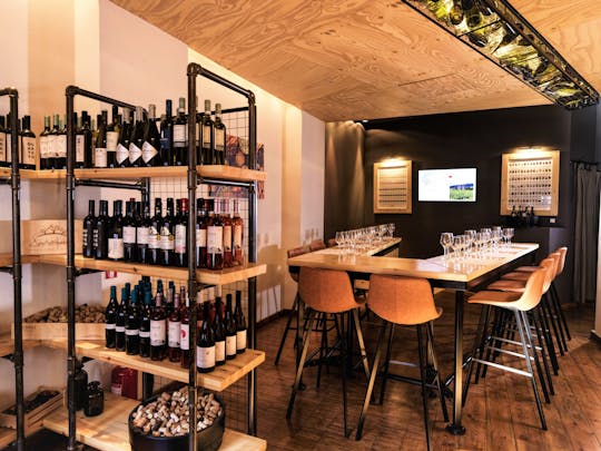 Greek white wine tasting beneath the Acropolis