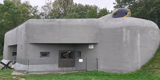 2025100168dcca7f4eecf.jpg
