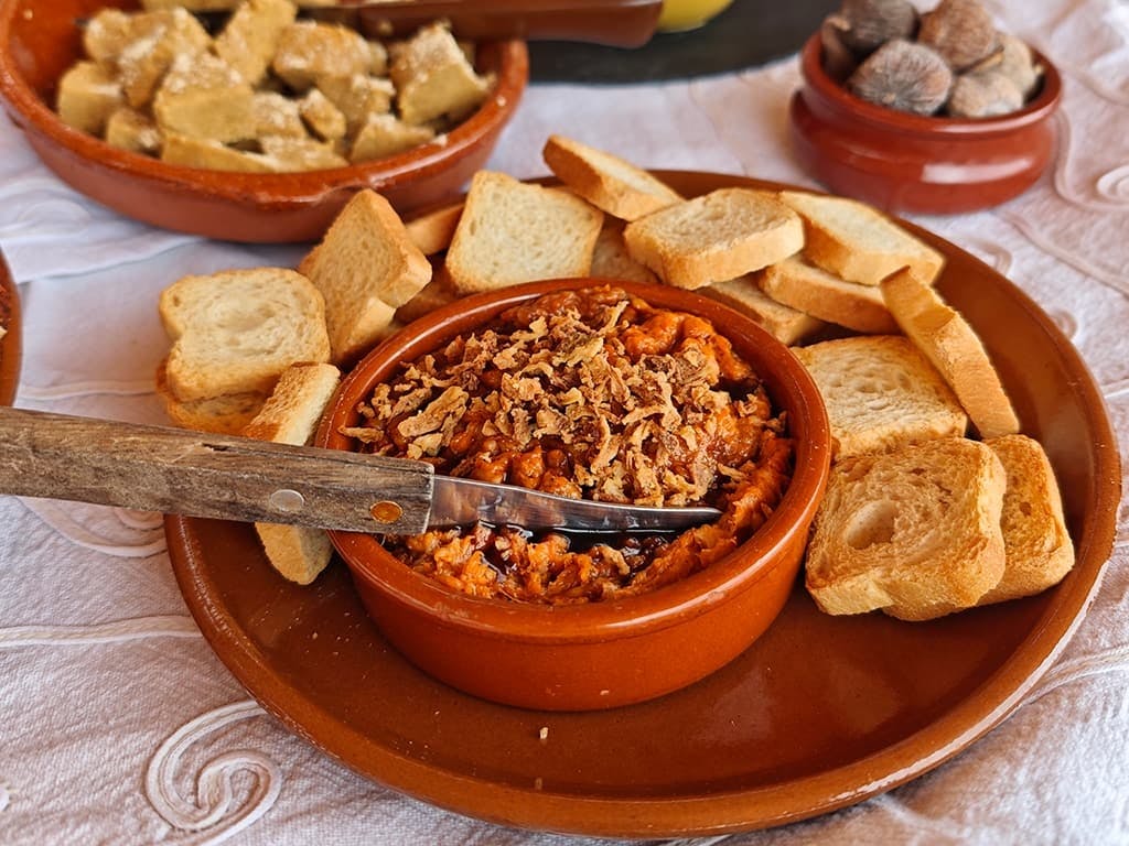 Nat Geo Day Tour: Wine in the Canary Islands - a Sensory Experience