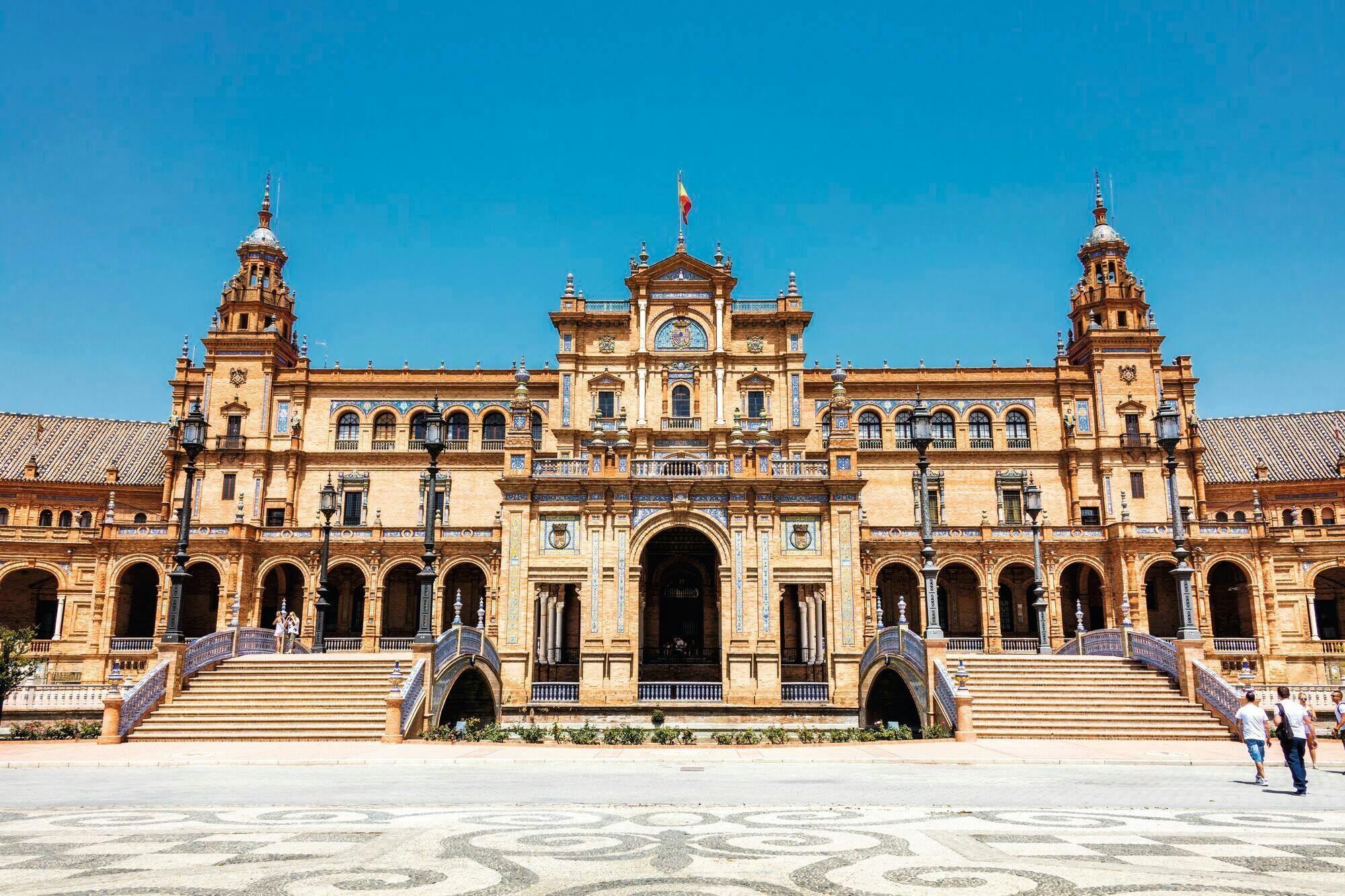 Sevilla-Tour mit Kathedrale und Palast von Las Duenas