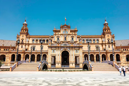 Tour di Siviglia con Cattedrale, Palazzo di Las Duenas e pranzo a base di tapas