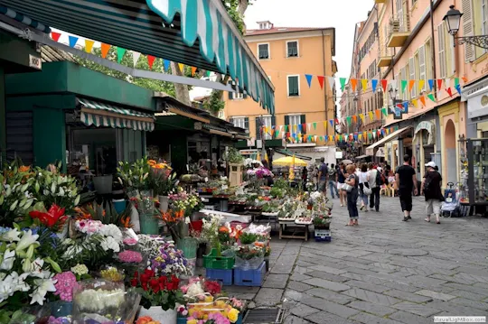 Visita guidata al mercato italiano di Mentone e Sanremo