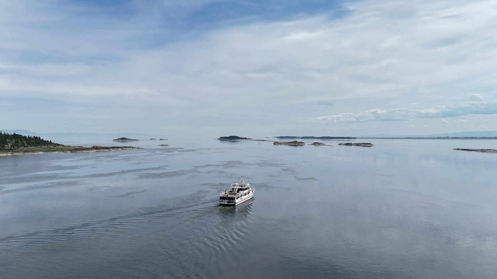 Guided cruise to the secret islands of the St Lawrence
