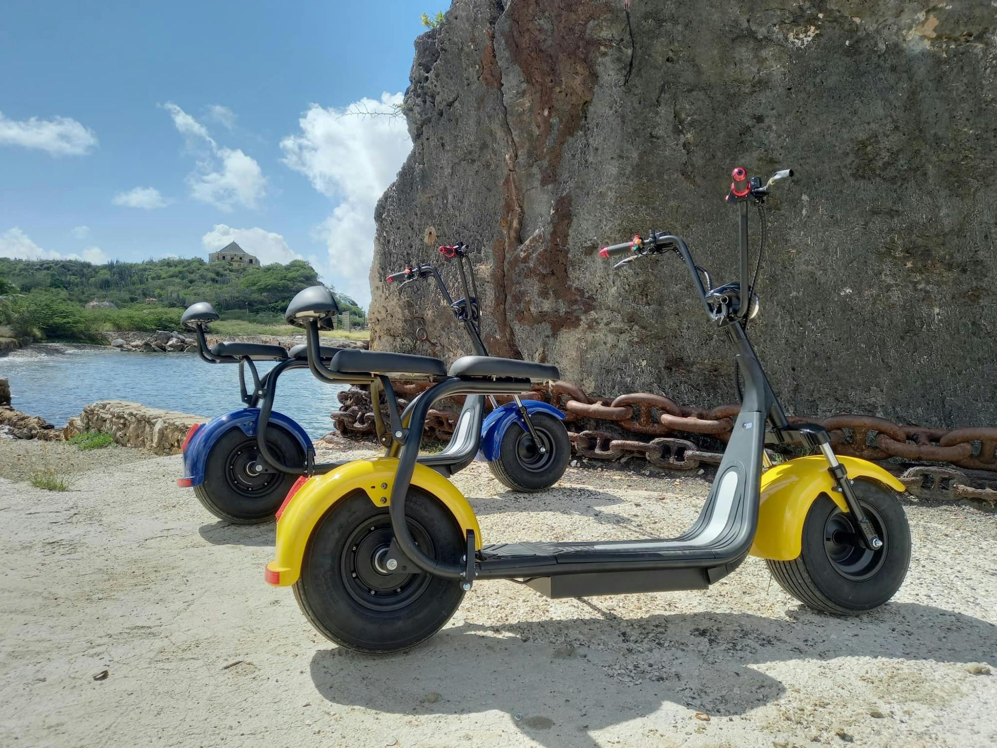 Electric scooter tour in Jan Thiel area