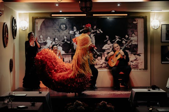 Tablao La Cantaora flamenco show with optional dinner