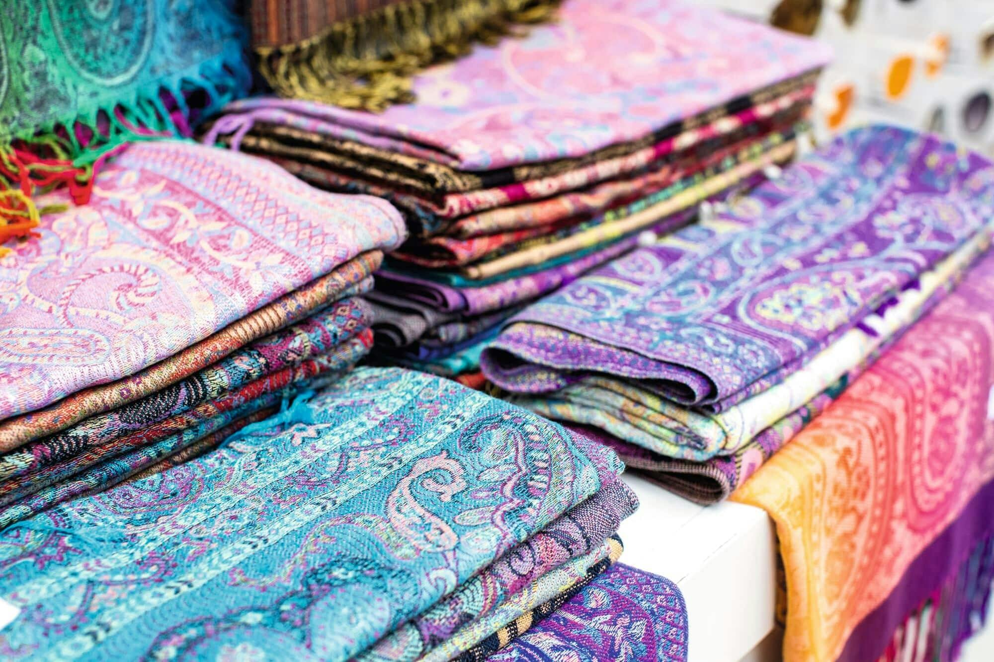 Mavisehir Market night tour in western Turkey