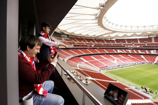 Atlético de Madrid exclusive tour with breakfast in the coach's box