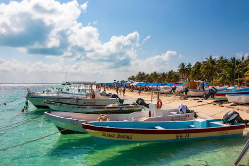 Privilege sailing cruise to Islas Mujeres with lunch