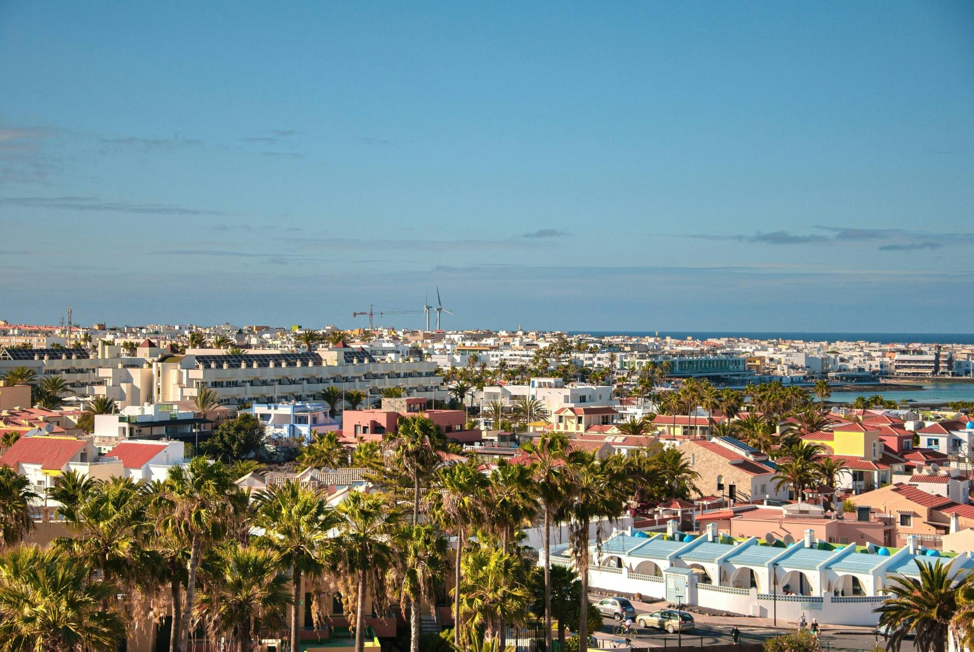 Guided walking tour of Corralejo with local tasting sessions