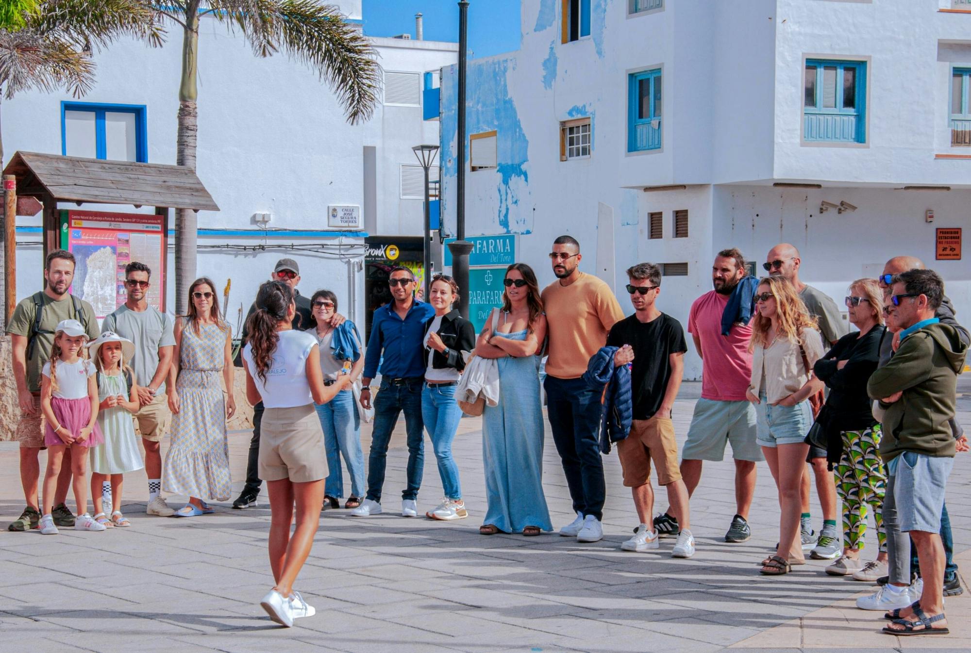 Guided walking tour of Corralejo with local tasting sessions