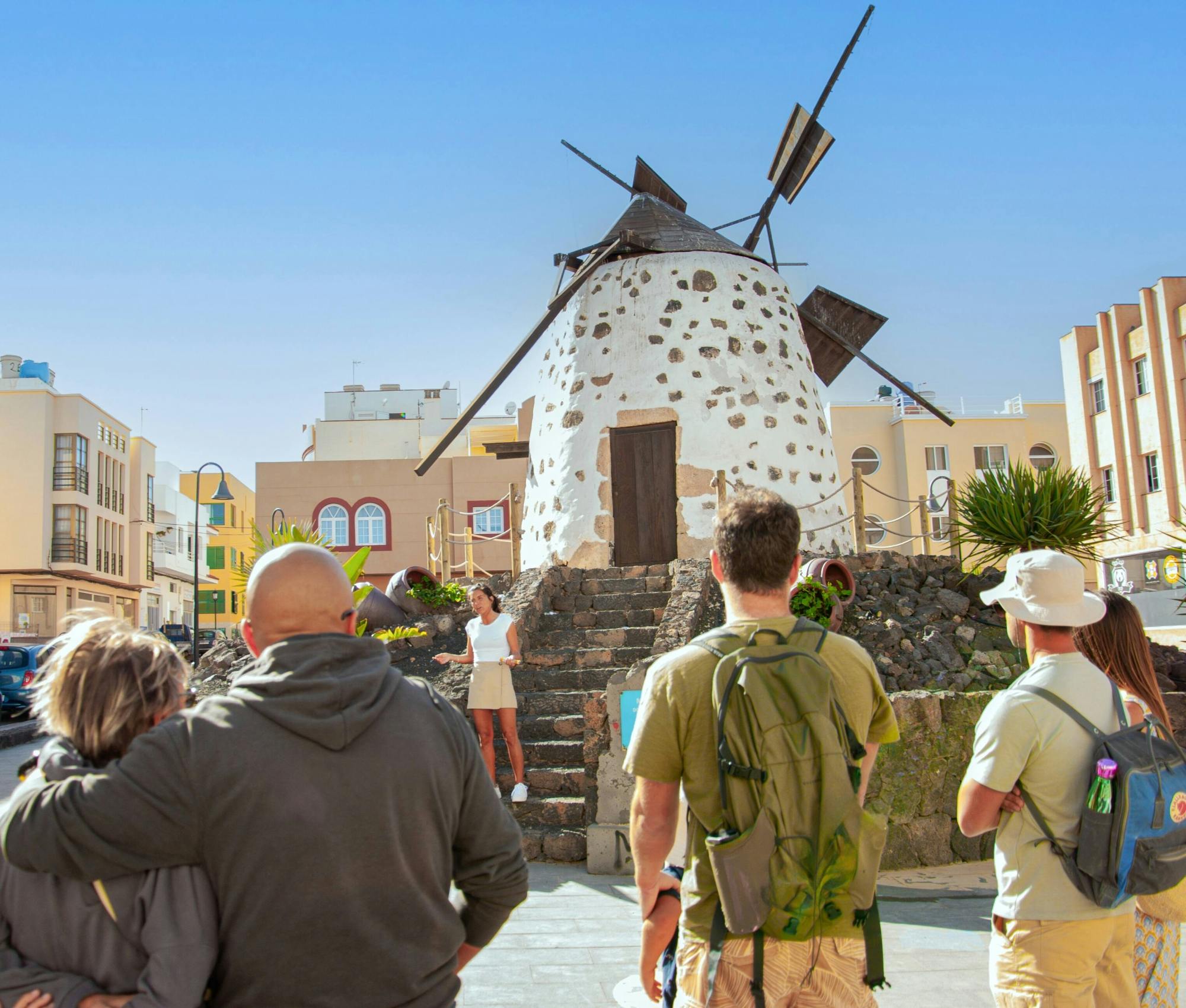 Guided walking tour of Corralejo with local tasting sessions