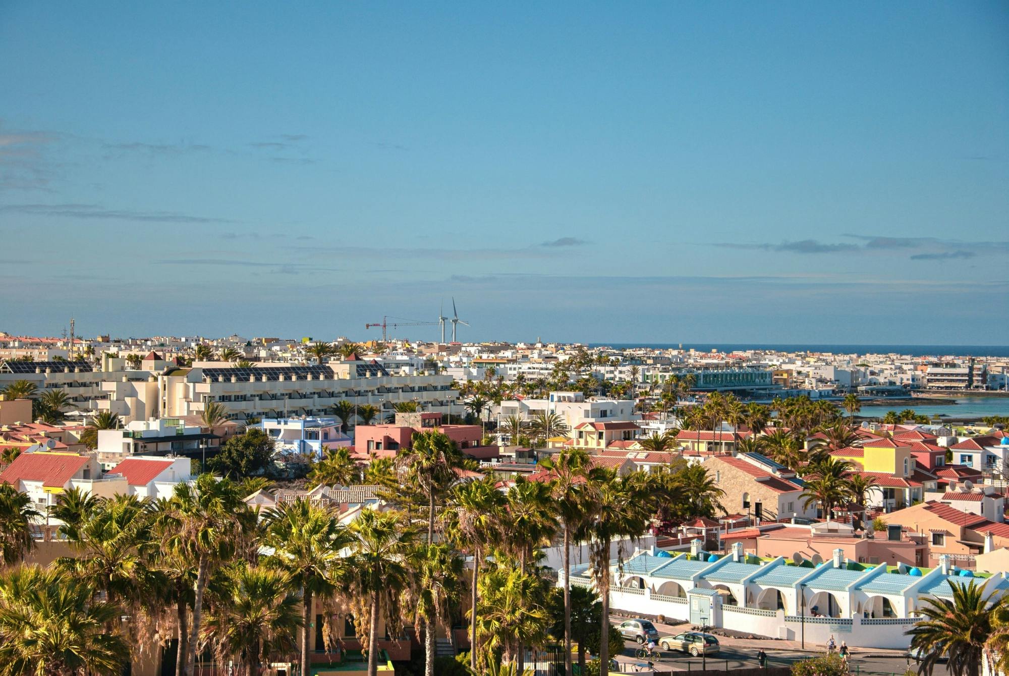Guided walking tour of Corralejo with local tasting sessions