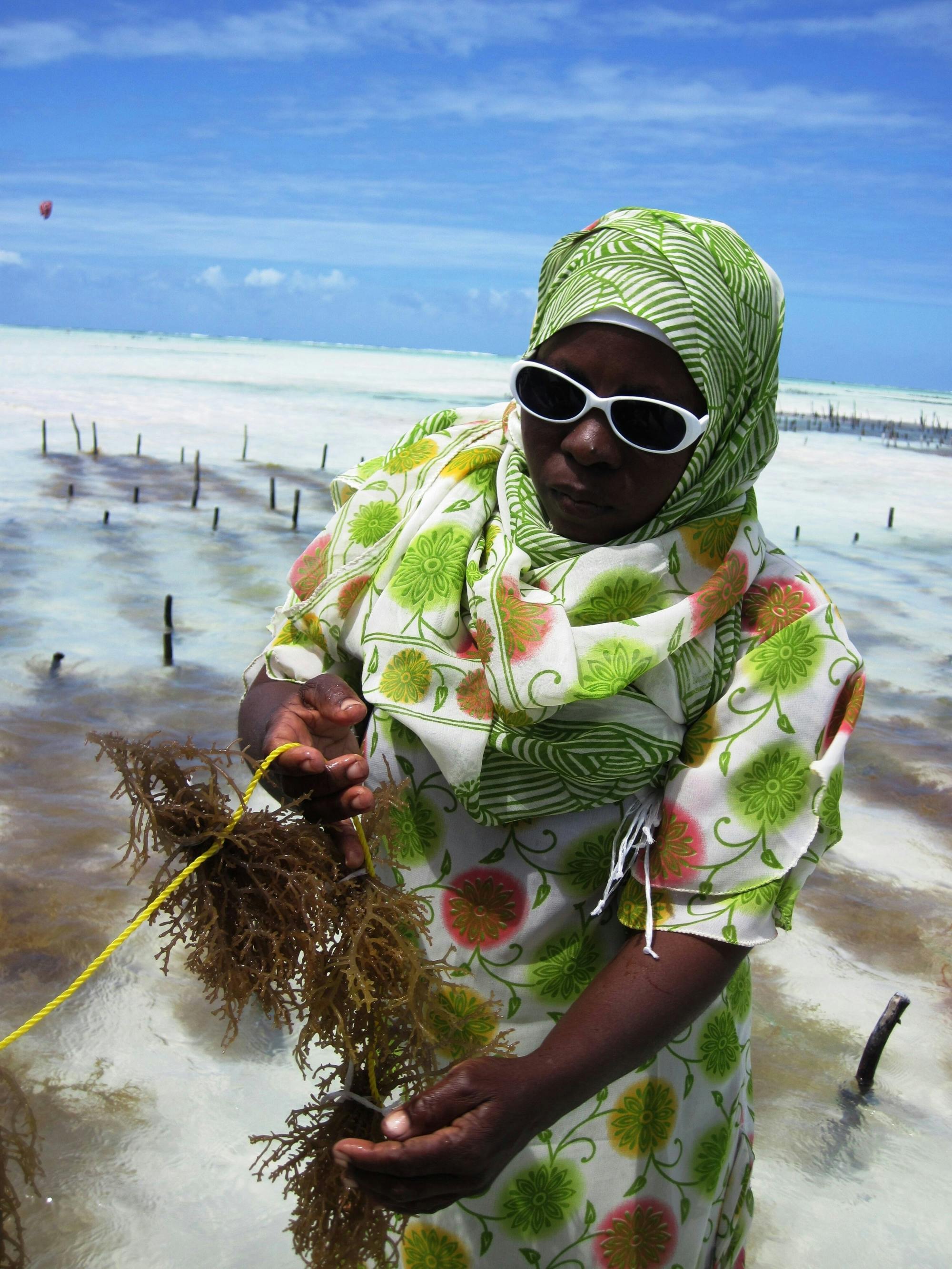 People & Culture Tour in Zanzibar with a Local Guide