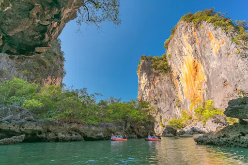 James Bond Island and Ko Naka Yai with Ko Hong canoeing by speed catamaran