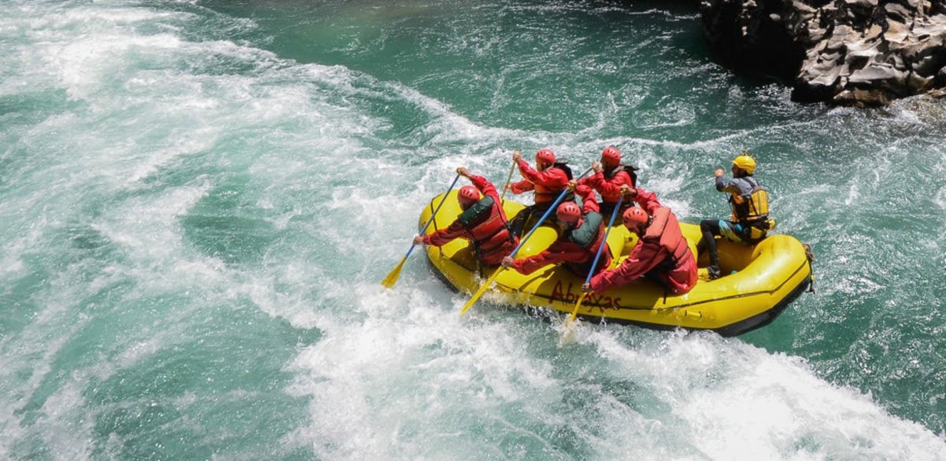 Whitewater rafting to the Chilean border in El Bolsón from Bariloche