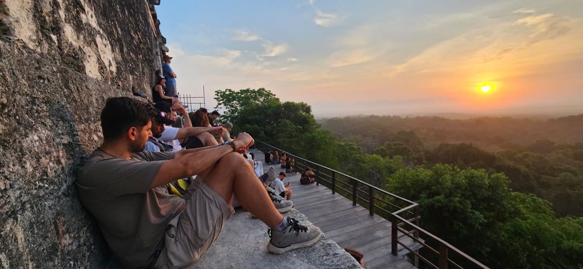 Privérondleiding door de oude Mayastaat Tikal