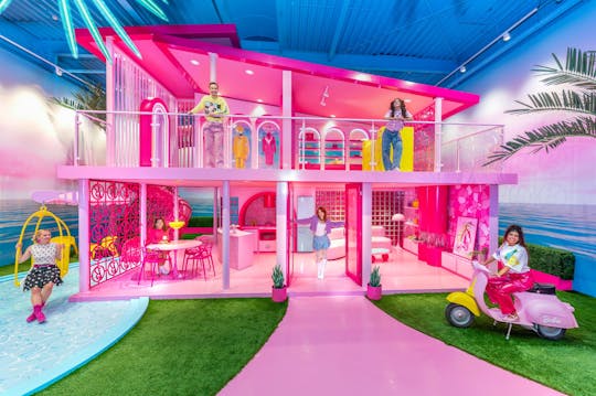 Barbie, the dream experience in Amsterdam