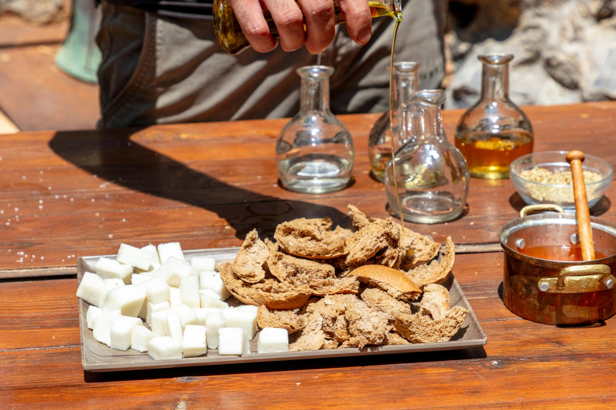 Family tour to the mountains of Crete with Mythological Park