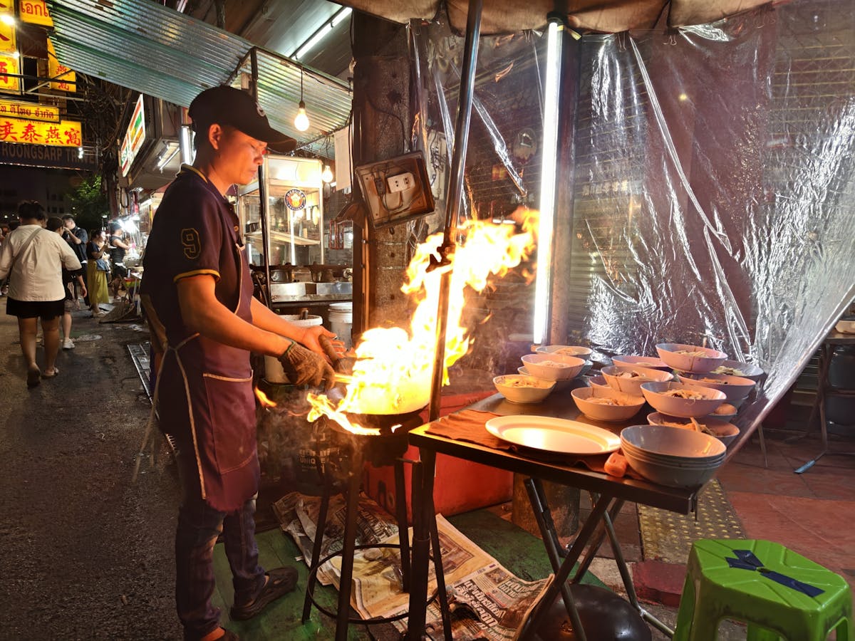 Tour culinario della Chinatown di Bangkok con guida locale