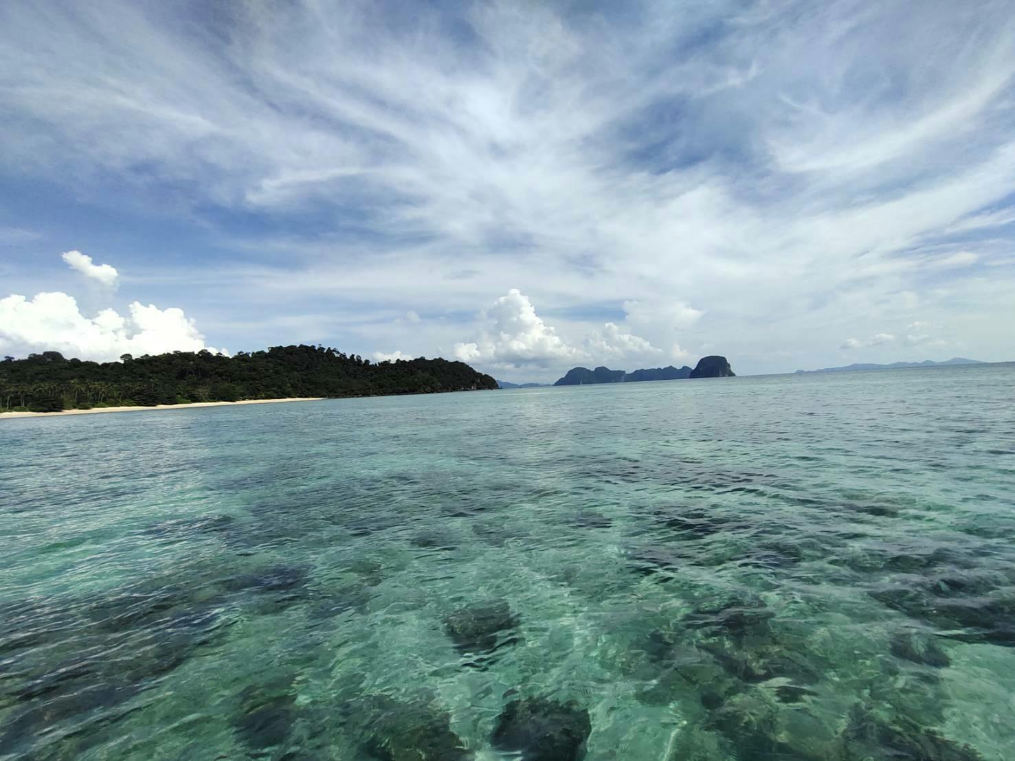 Full-day Thai island-hopping boat tour