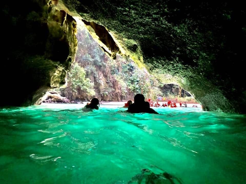 Excursion en bateau d'une journée sur les îles thaïlandaises